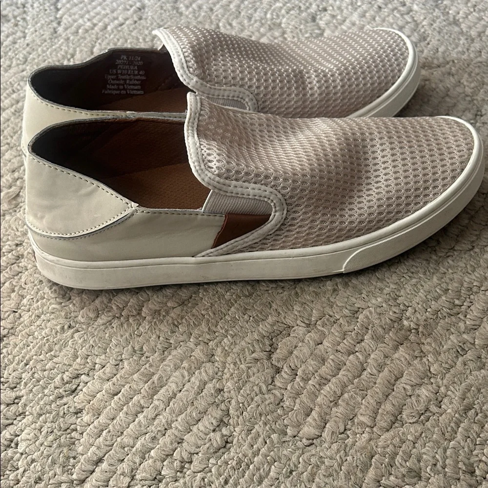 OLUKAI Slip-On Mesh Sneakers in Light Beige - Picture 5 of 13